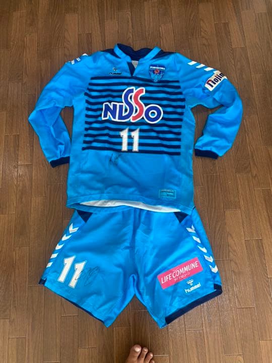 三浦知良　サイン入りユニフォーム　キングカズ