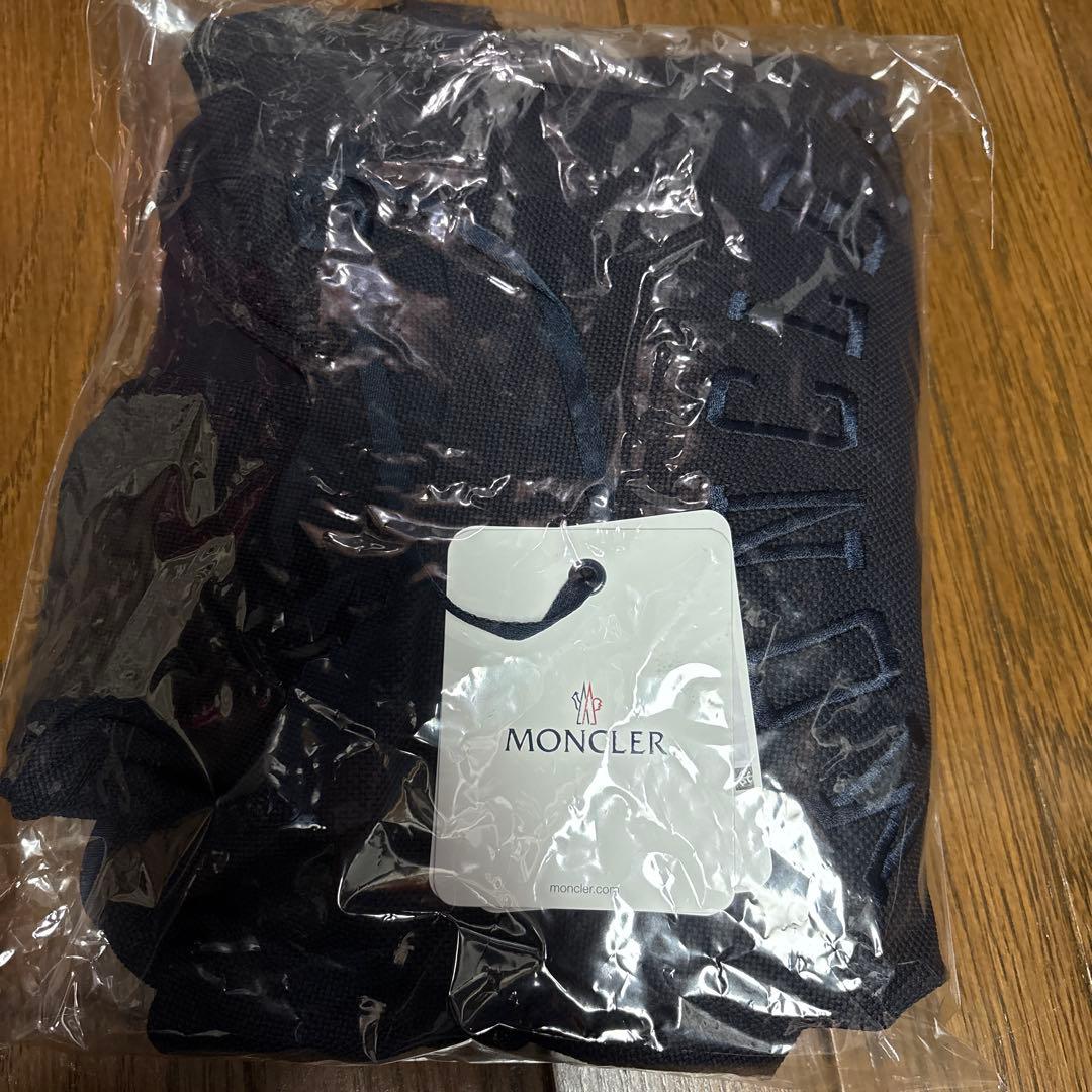 お値下げ✨大人もOK⭐️MONCLER ブラック ノースリーブワンピース・14A