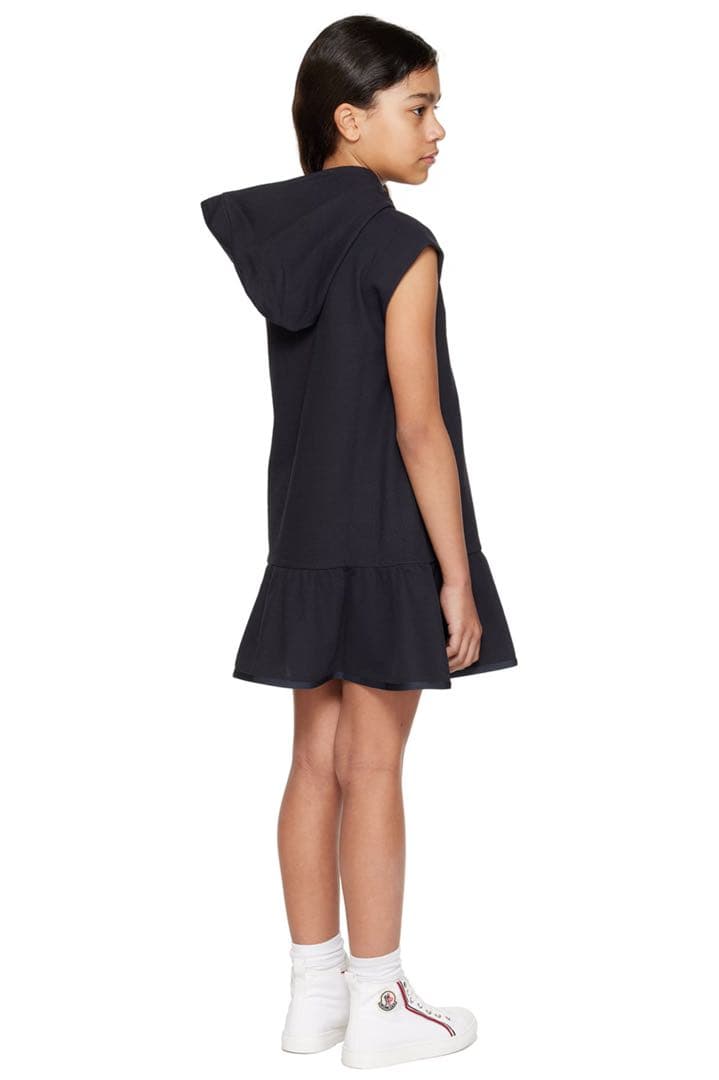 お値下げ✨大人もOK⭐️MONCLER ブラック ノースリーブワンピース・14A