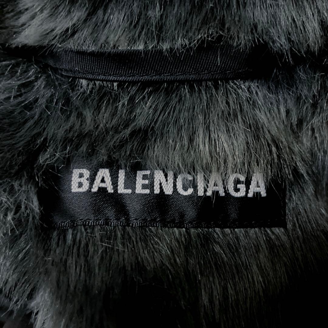 新品タグ付き　BALENCIAGA コレクションライン　ファーロングコート　正規