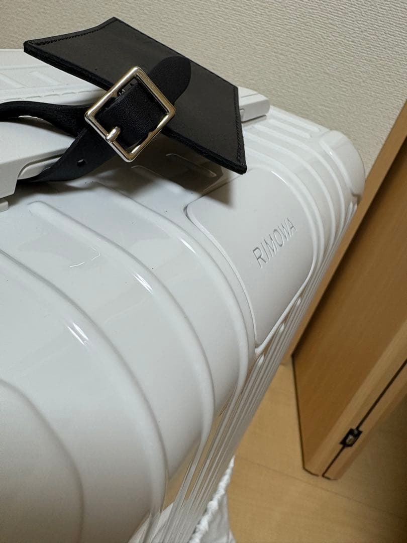 【週末限定価格】rimowa エッセンシャルキャビン グロスホワイト