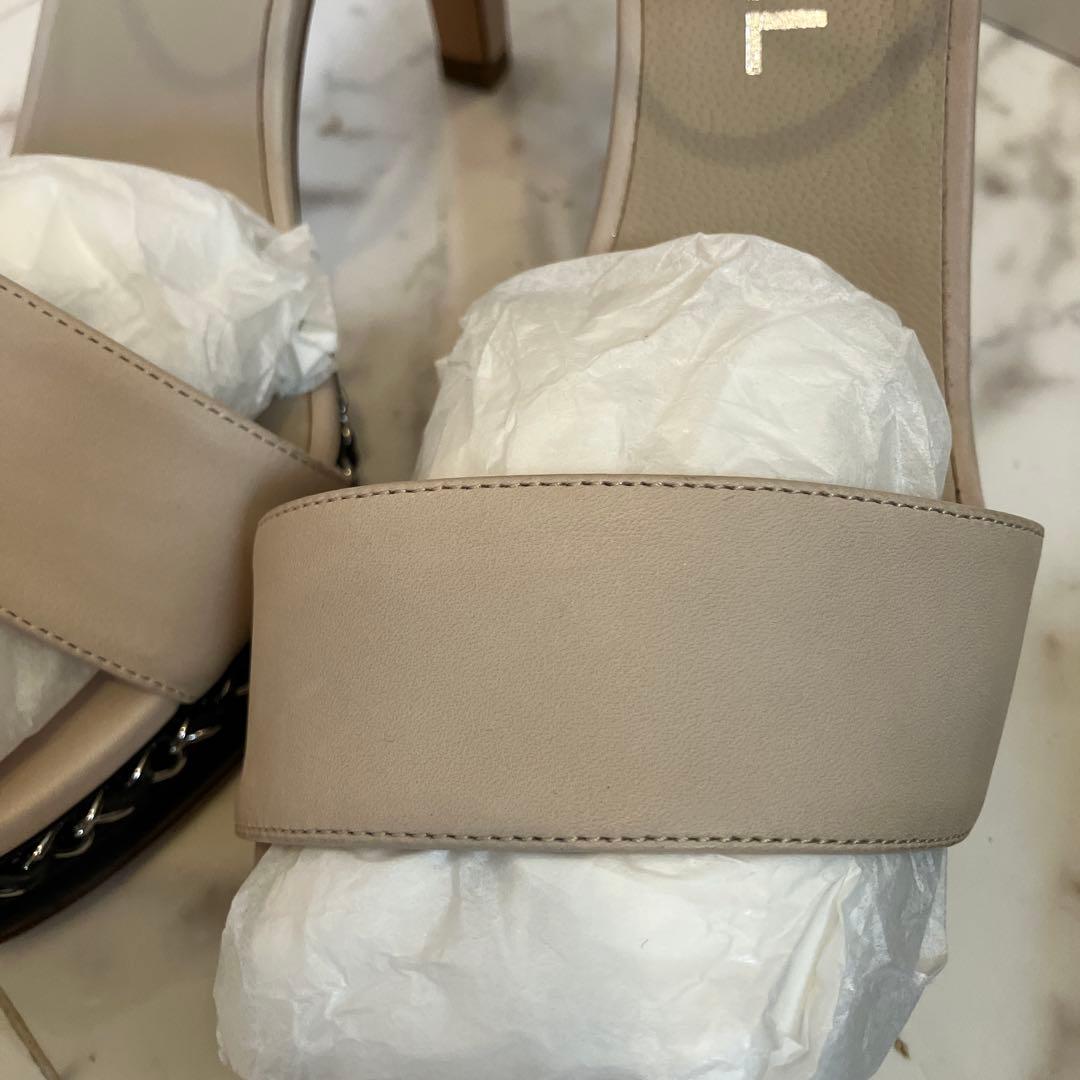 未使用同様❣️シャネルパンプス❣️チェーンデザイン37.5ベージュ❣️