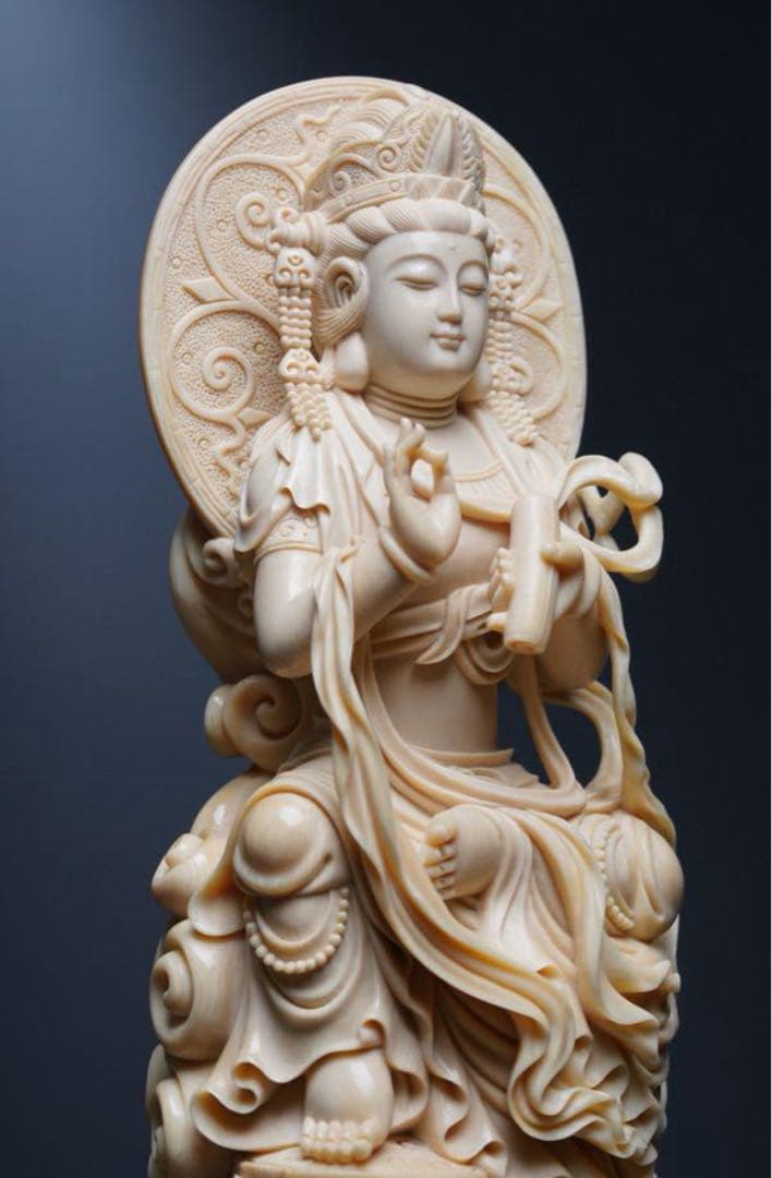 天然マンモス牙美しい手作り彫刻普賢菩薩 置物
