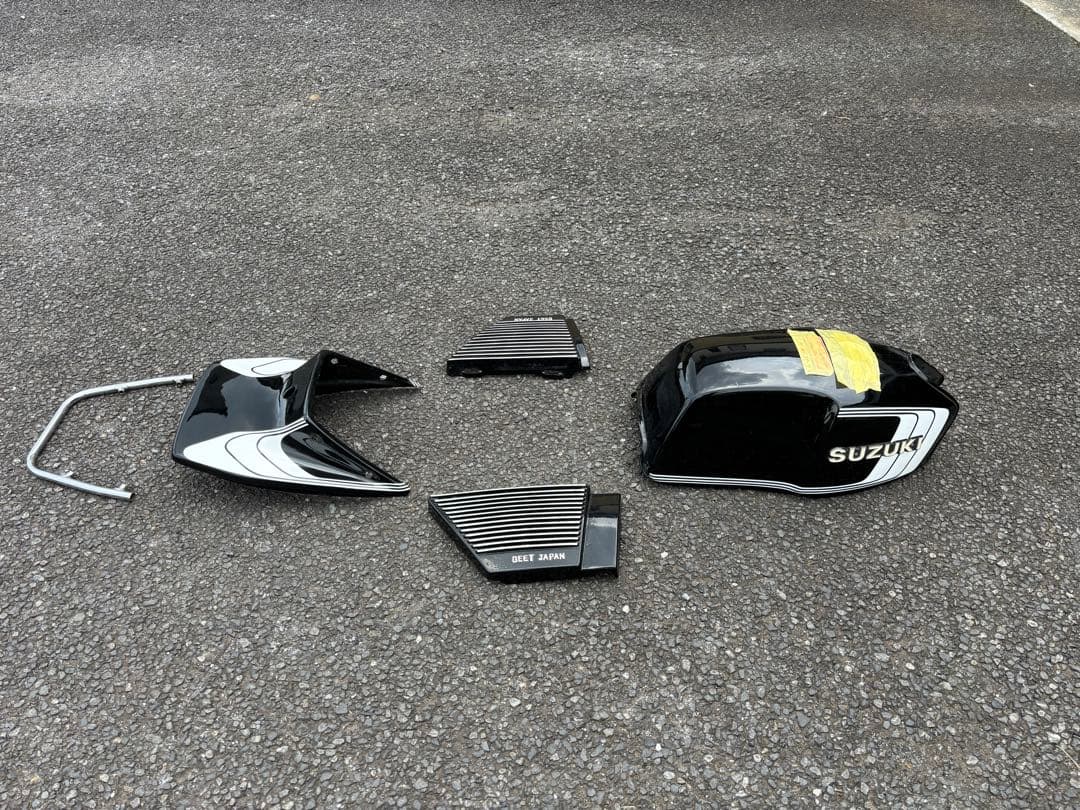 まなやん　美品　★★GSX400E ザリ外装★★