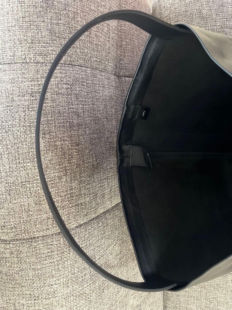 ITTI トートバッグ MARY BUCKET SHOULDER MM