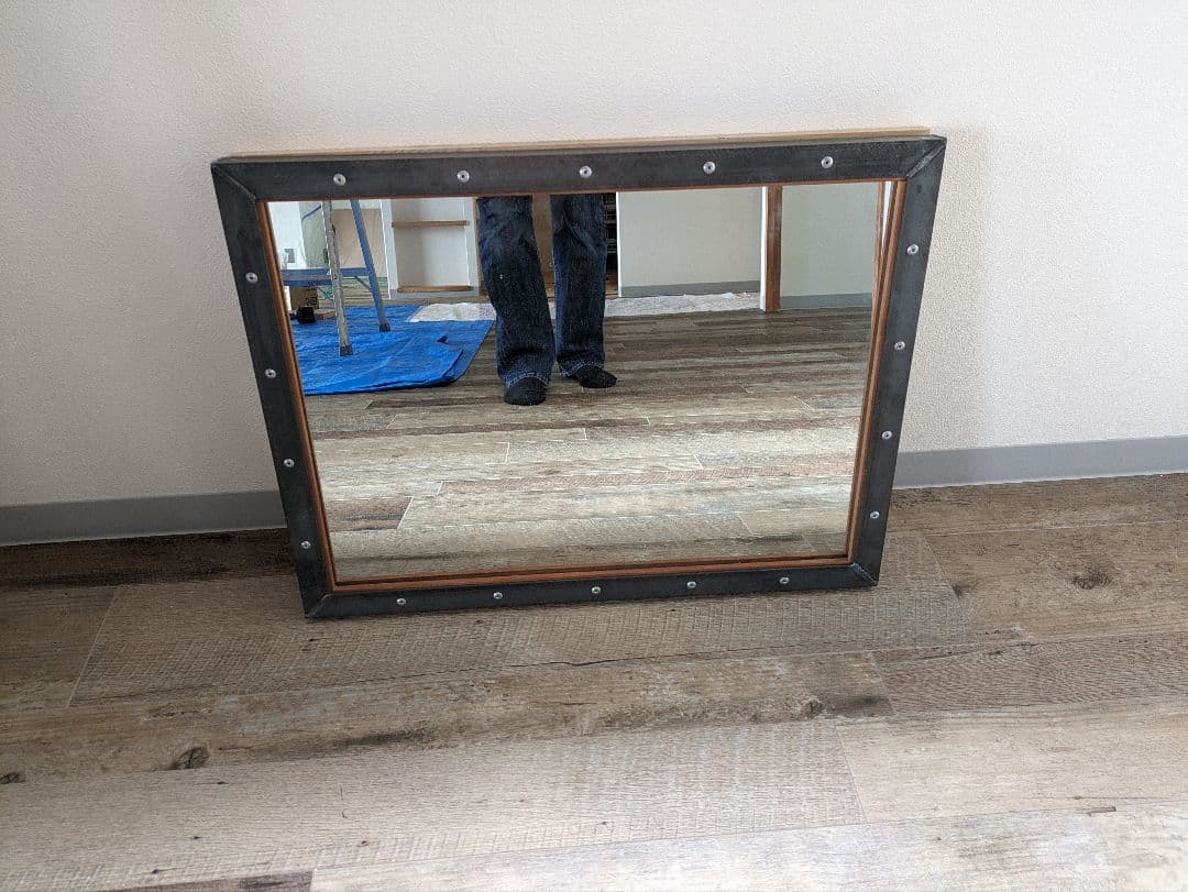 アイアンフレーム　鏡