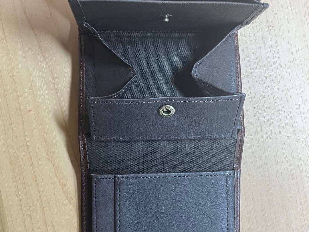 m+ ミッレフォリエ　タバコチョコ　三つ折り財布