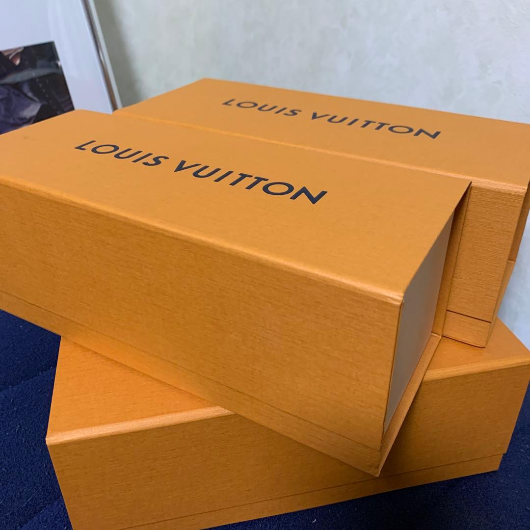 ルイヴィトン　空き箱