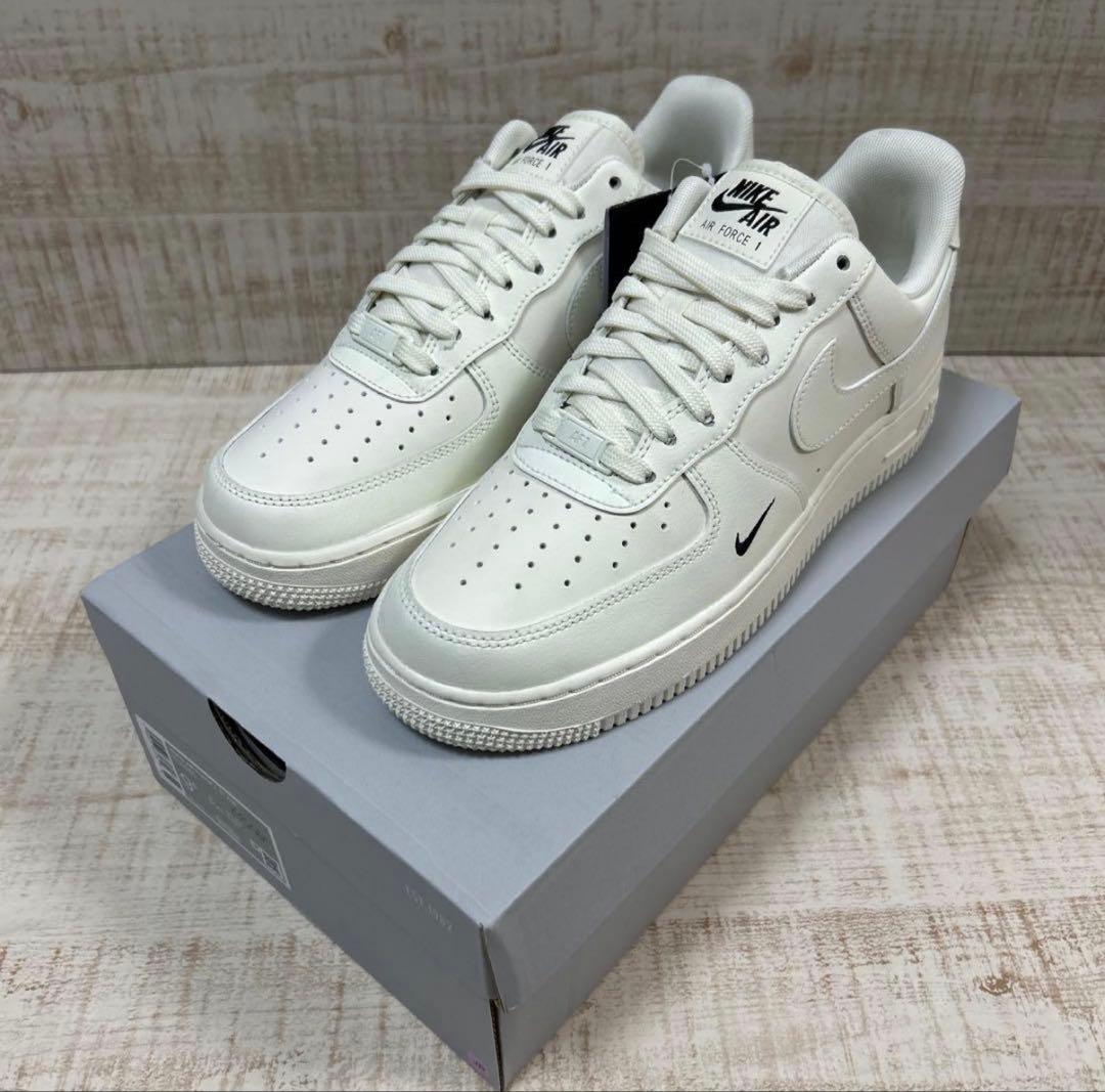新品NIKE AIRFORCE1 07 エッセンシャル エアフォース 26.5
