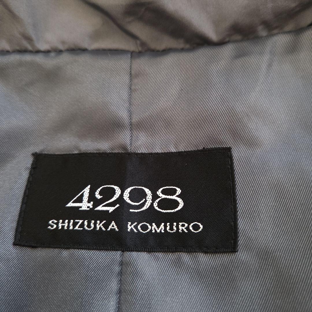 【4298SIZUKA KOMURO 】グレー 花柄ダウンジャケット