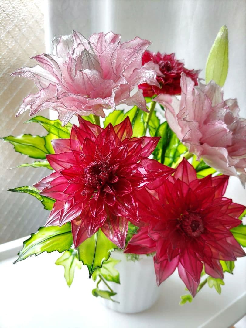 百合とダリア　　　アメリカンフラワー　（ディップフラワー）