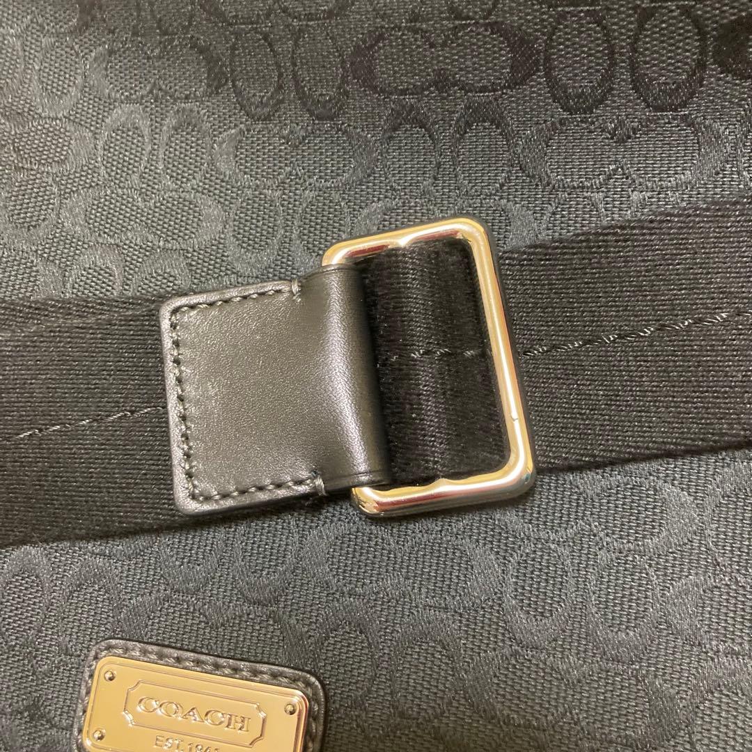 【極美品】コーチ シグネチャー斜め掛けショルダーバッグ メッセンジャーバッグ