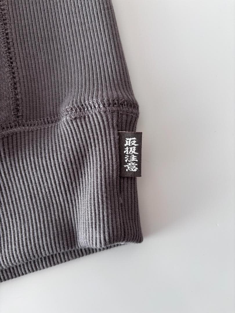 トップス Black Eye Patch HWC LABEL HOODIE