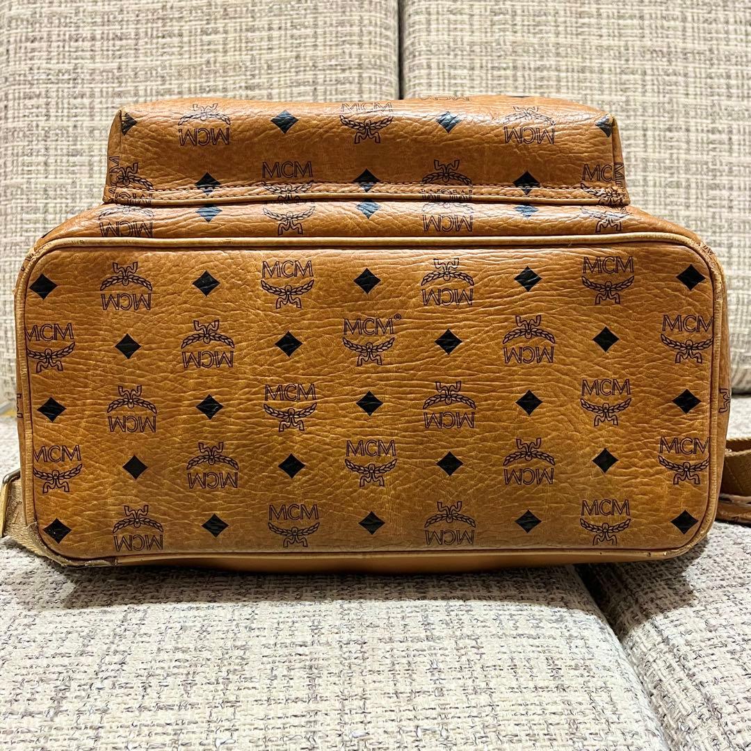 MCM スタッズ ブラウン レザー リュック ヴィセトス