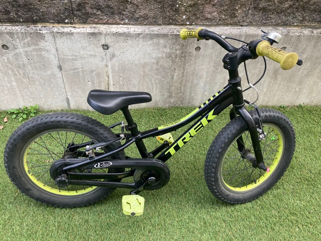 トレック　キッズバイク　子供用自転車　16インチ