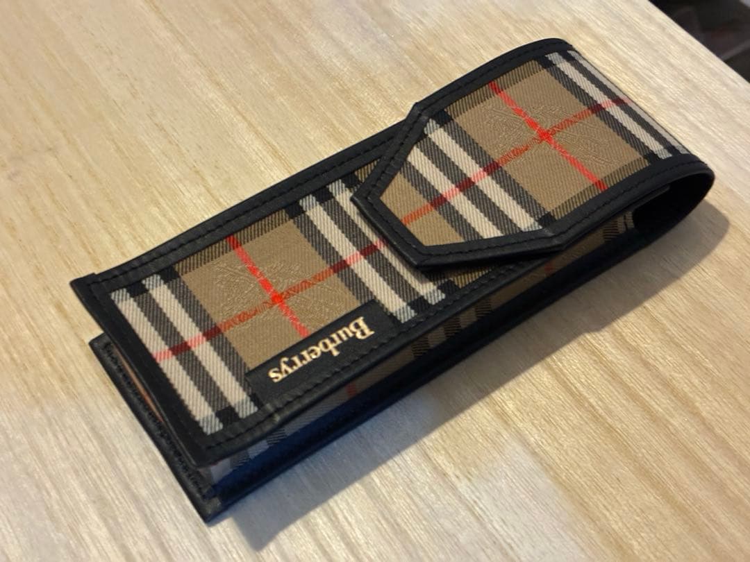 Burberry チェック柄 筆箱　新品箱付き
