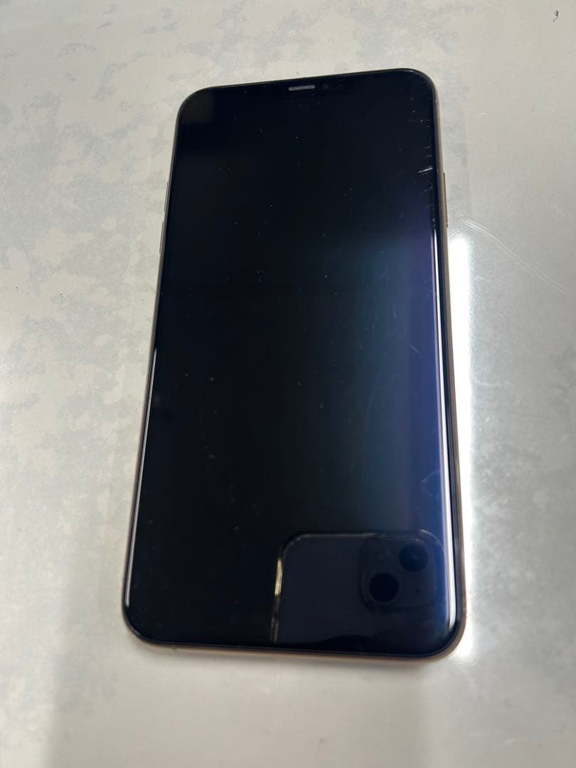 iPhone 11 Pro Maxゴールド　ラズミさん専用