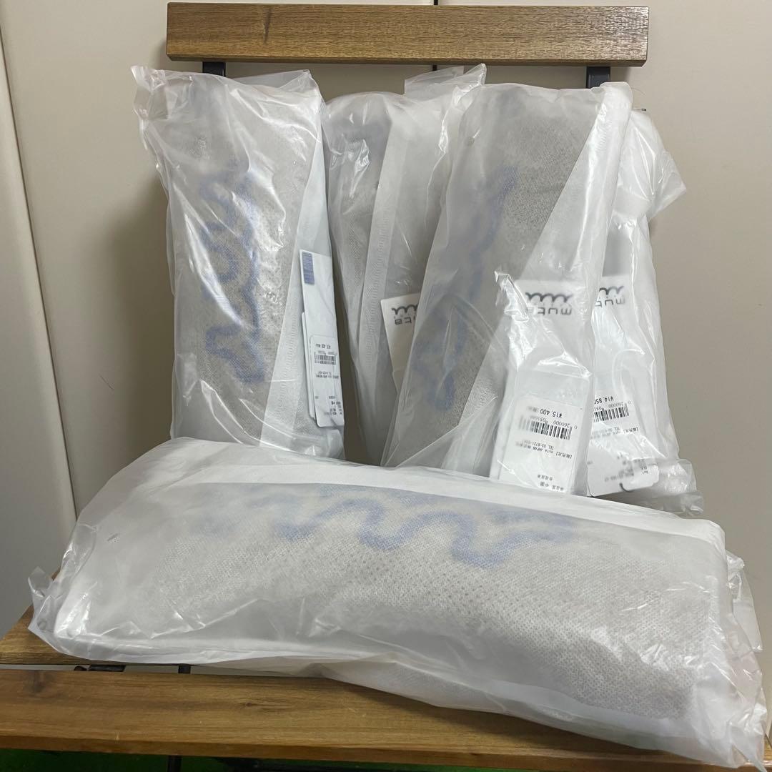 ★超人気完売品　新品　ムータ　キャディバッグ　 ヘッドカバーセット　ベージュ