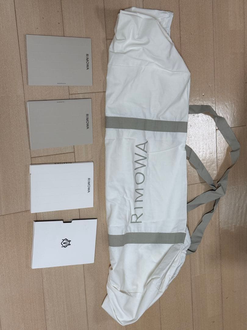 リモワ RIMOWA エッセンシャル トランク プラス 832 80 101L