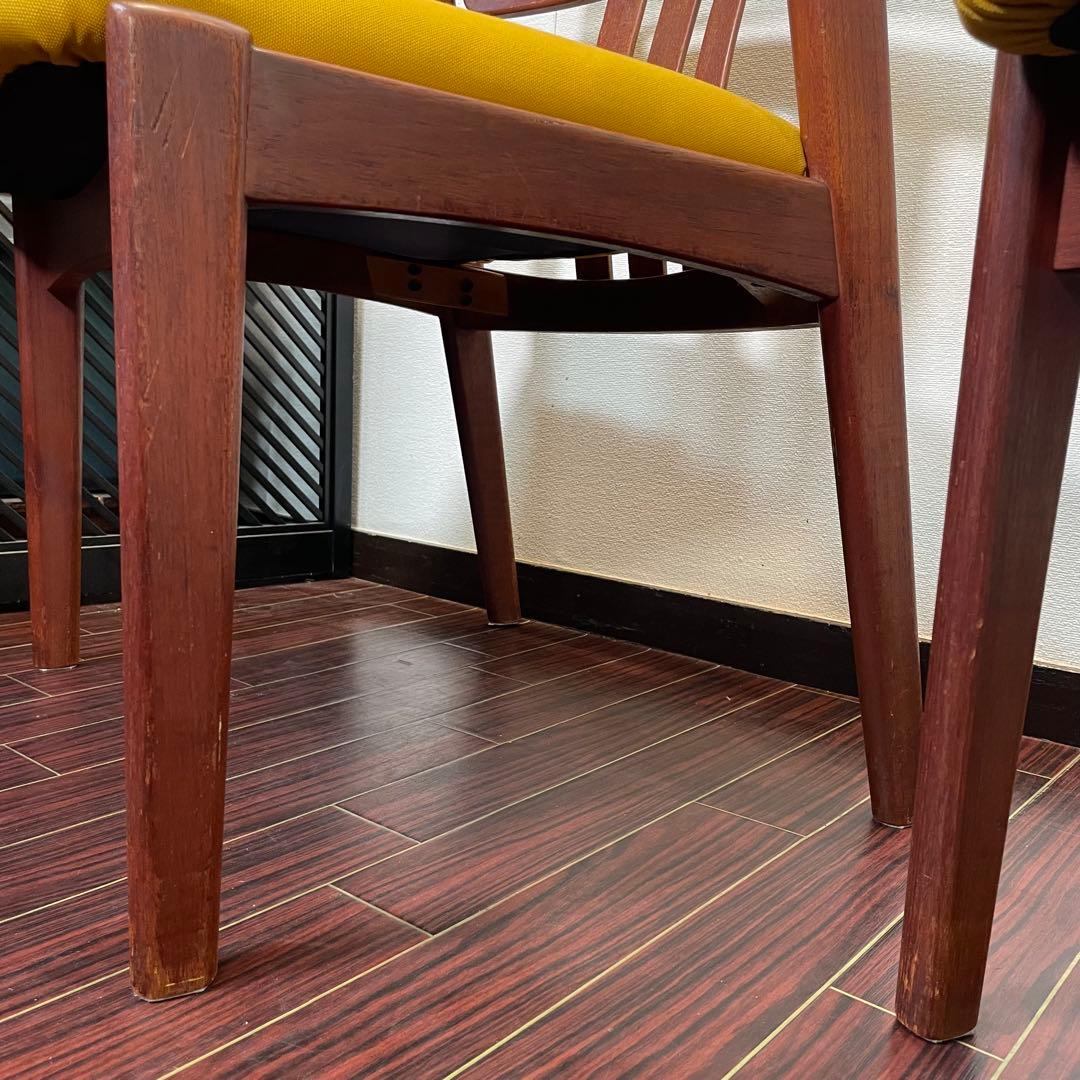 座面新品張替え済み ビンテージ アームチェア 2脚セット チーク材