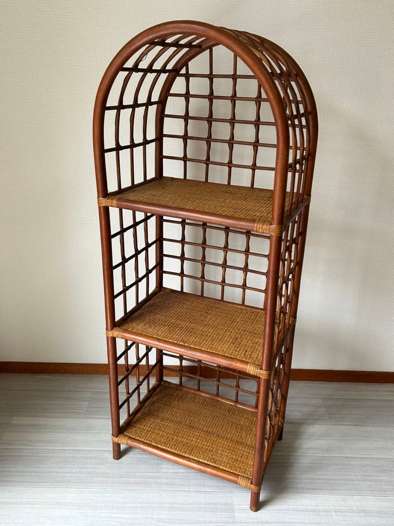 レトロ アーチ型　3段ラタンラック オープンシェルフ 本棚　飾り棚 ディスプレイ