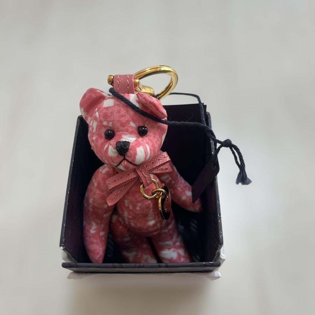 プラダ　ベアー　キーホルダー