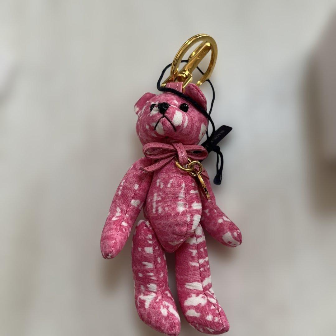 プラダ　ベアー　キーホルダー