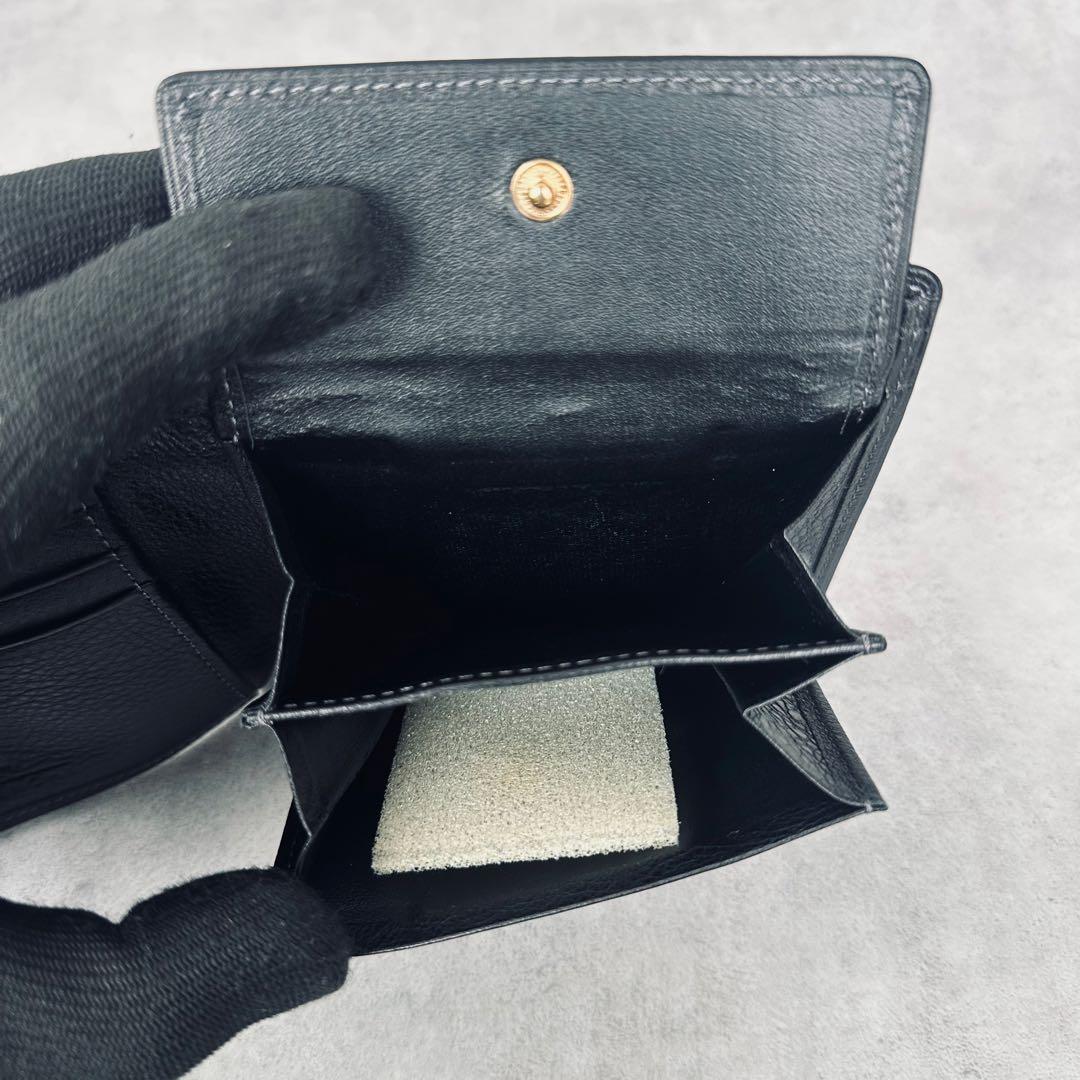 未使用✨GIVENCHY ワンポイント　4Gロゴ　レザー　二つ折り財布 黒