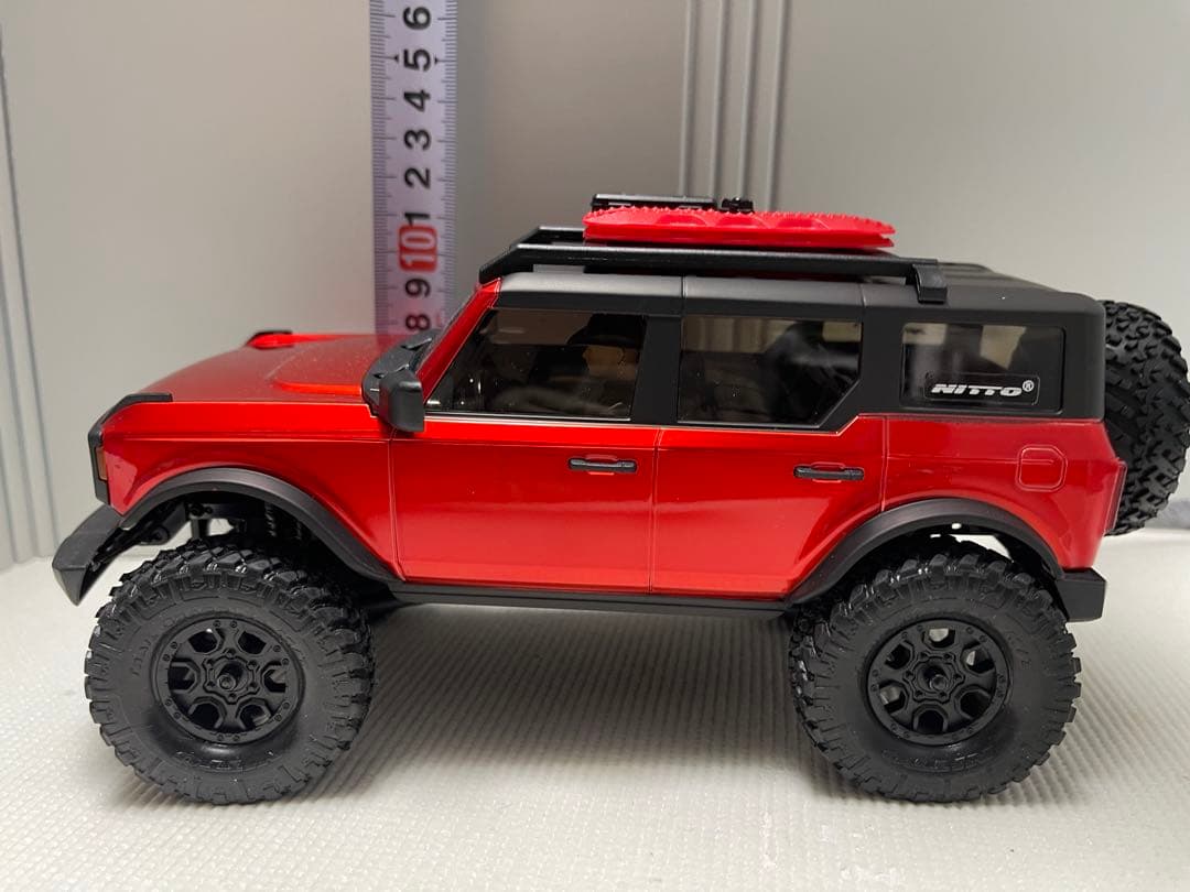 アキシャル1/24 SCX24 2021 フォード ブロンコ 4WD RTR 赤
