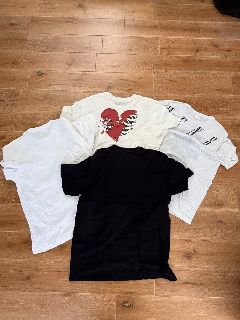 金*山様 シュプリーム・ヴェトモン・アミリ・オフホワイト　tシャツまとめ売り