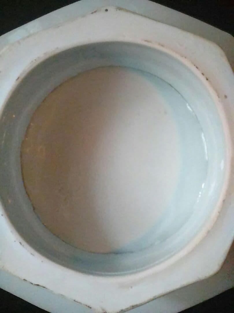 陶芸家中西美和作　白磁八角台鉢(はっかくだいばち)