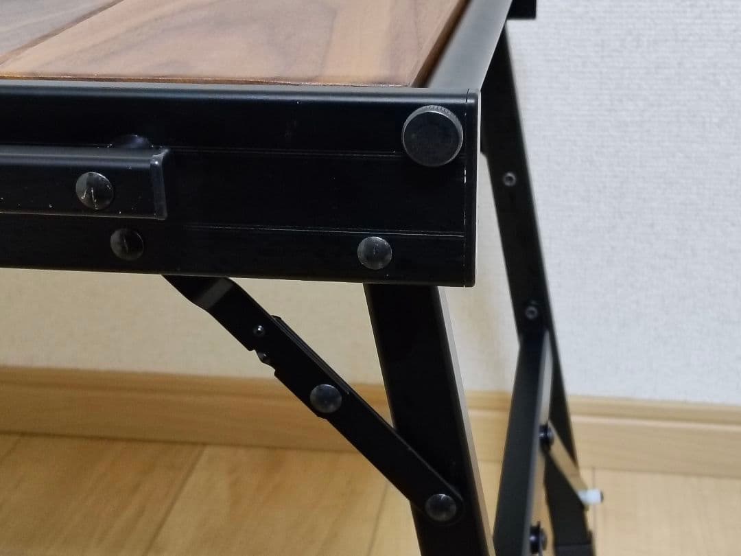 ラーテルワークス　ウッドパネルテーブル