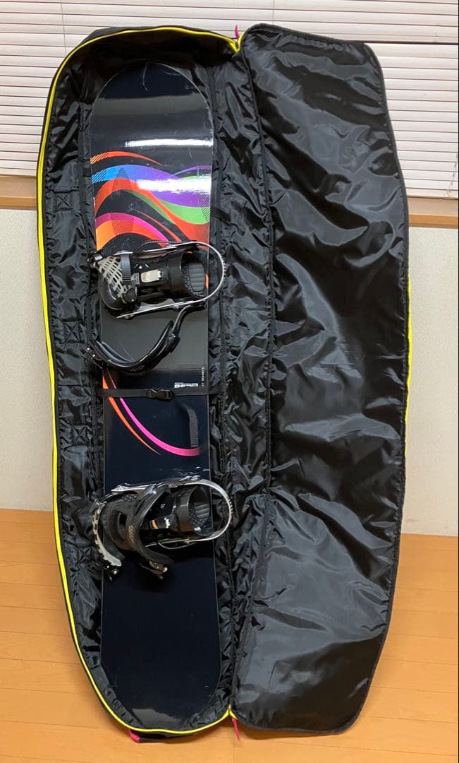 CSB スノーボード 147cm ビンディング、サロモンケース付き