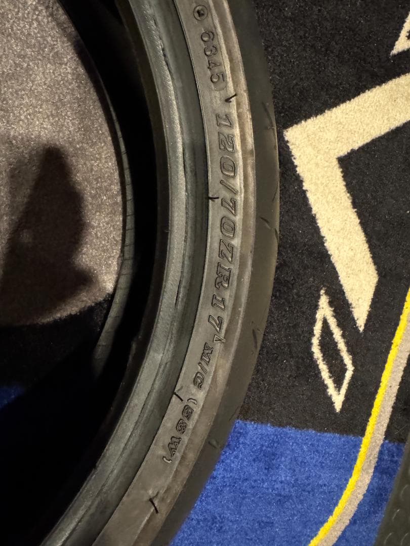 新車外しロードスポーツ2 前後セット　120/70ZR17 180/55ZR17