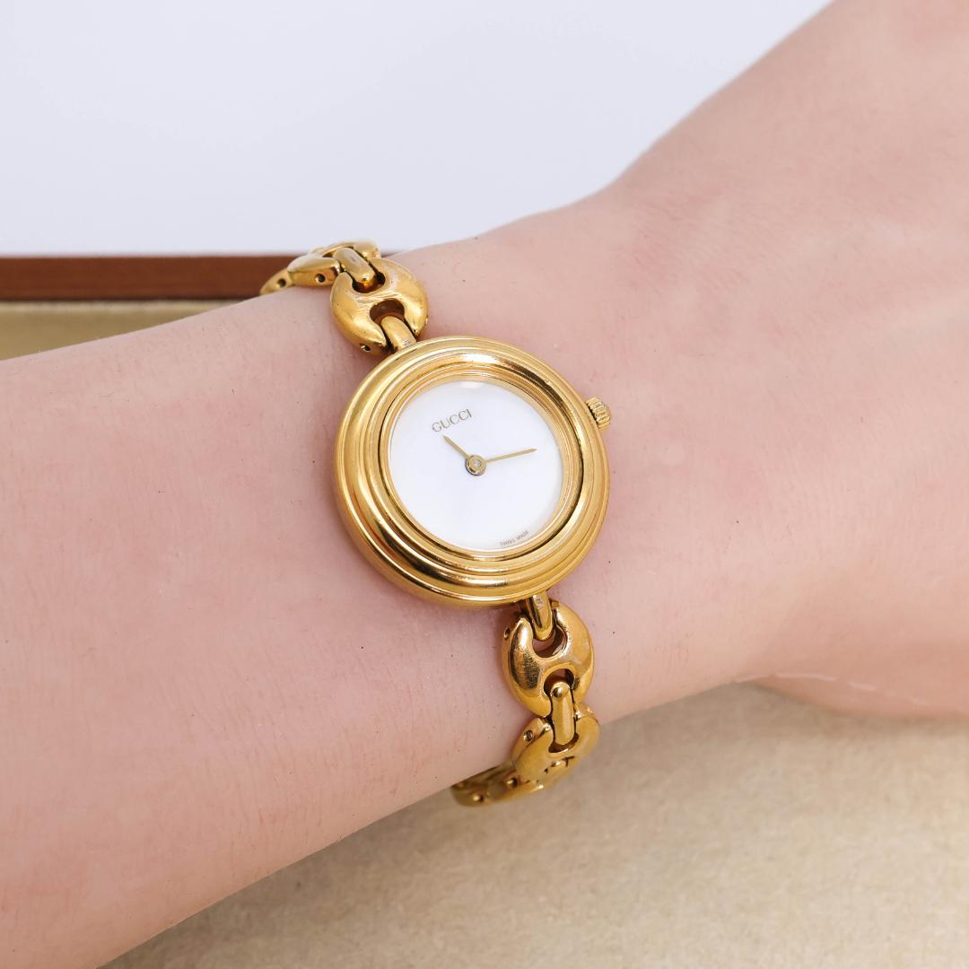 稼働 GUCCI 腕時計 チェンジベゼル チェーンブレス アンティーク 2485