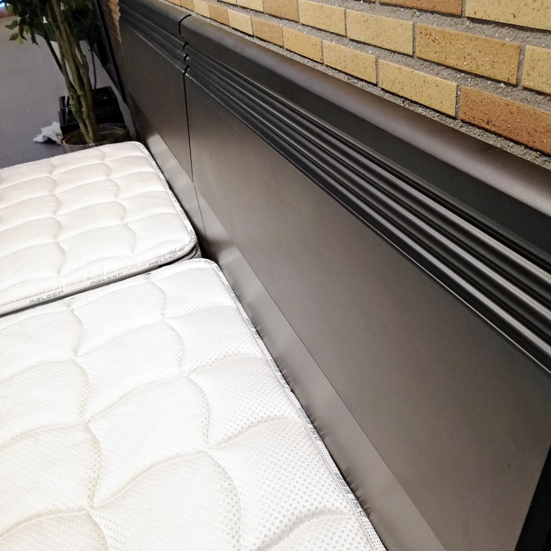 ◇美品　ASLEEP フレーム＋マットレス　セミシングル２台