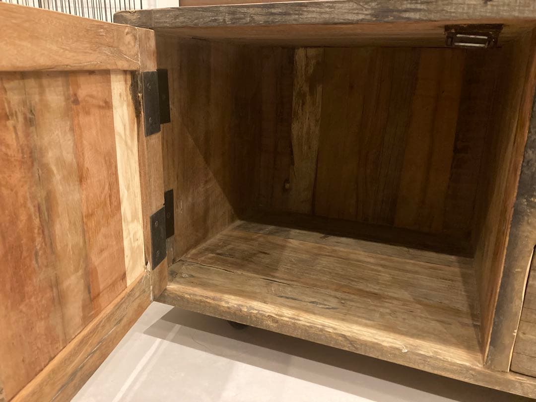 【JOURNAL STANDARD】BREDA TV BOARD