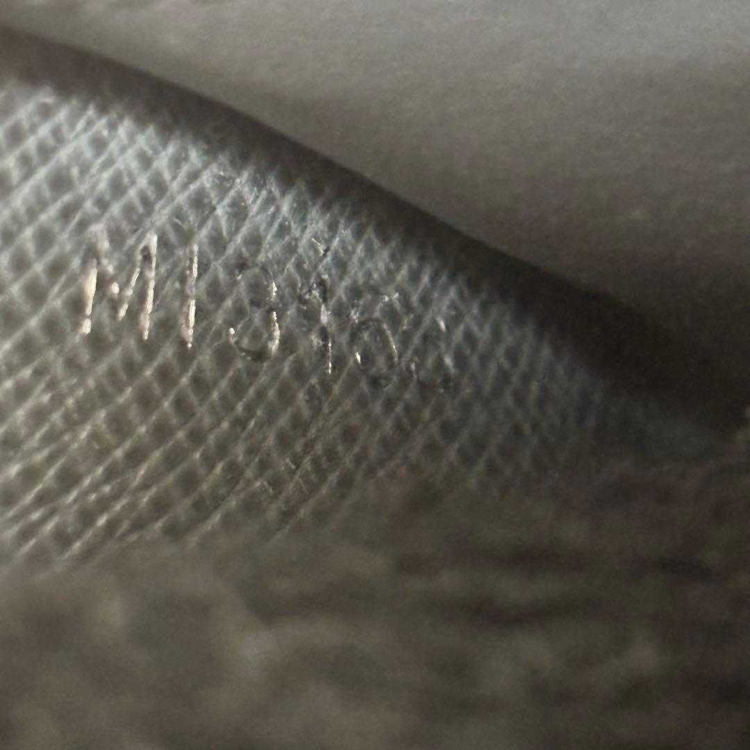 ルイヴィトン タイガ パース ラウンドファスナー ケース グラシエ