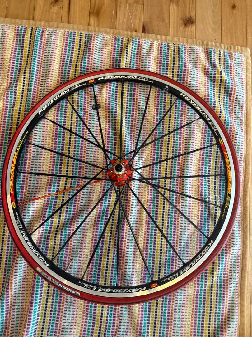 MAVIC KSYRIUM ES HELIUM マービック キシリウム ホイール