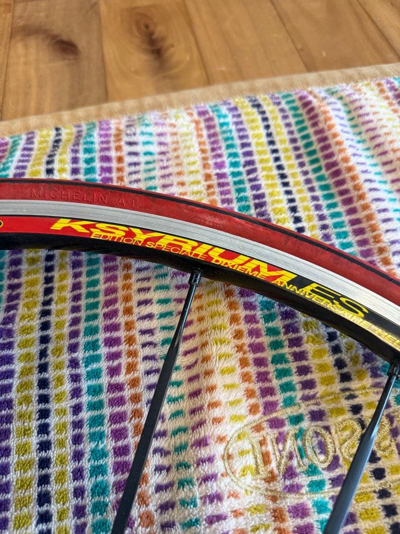 MAVIC KSYRIUM ES HELIUM マービック キシリウム ホイール