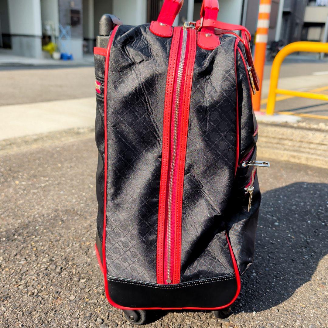 ゲラルディーニ 4輪 キャリーケース 総柄 ソフティ 機内持込可 ブラック