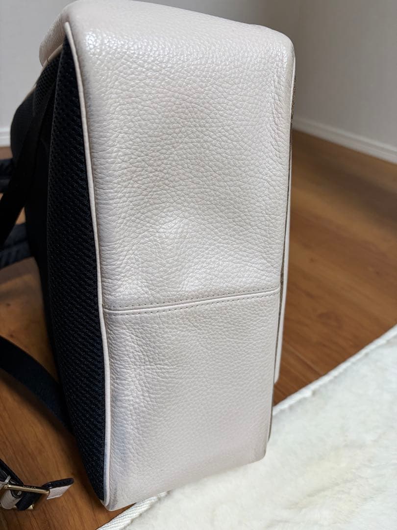 コーチ リュック ベージュ/ホワイト