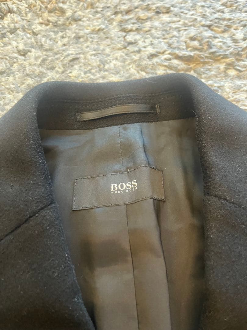 BOSS チェスターコート 黒 3つボタン