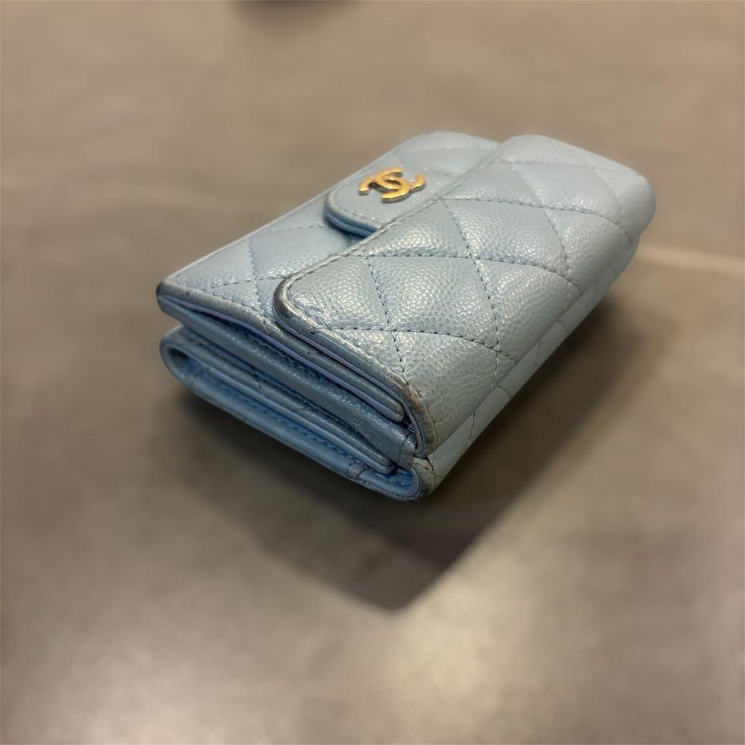 CHANEL 水色 三つ折り財布 キャビアスキン マトラッセ ブルー ウォレット