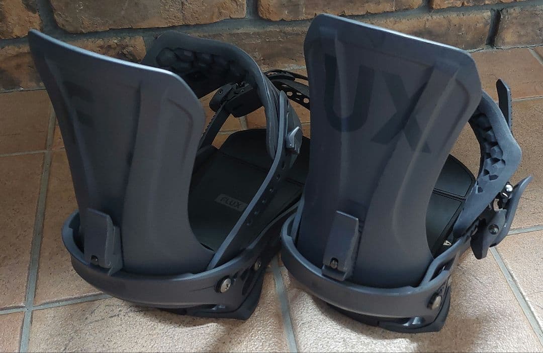 ☆美品☆FLUX XV スノーボードビンディング グレー