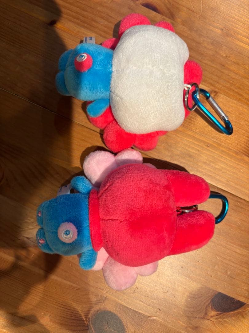 め*い様 サンリオマイメロミャクミャクキティミャクミャク　ぬいぐるみキーホルダー