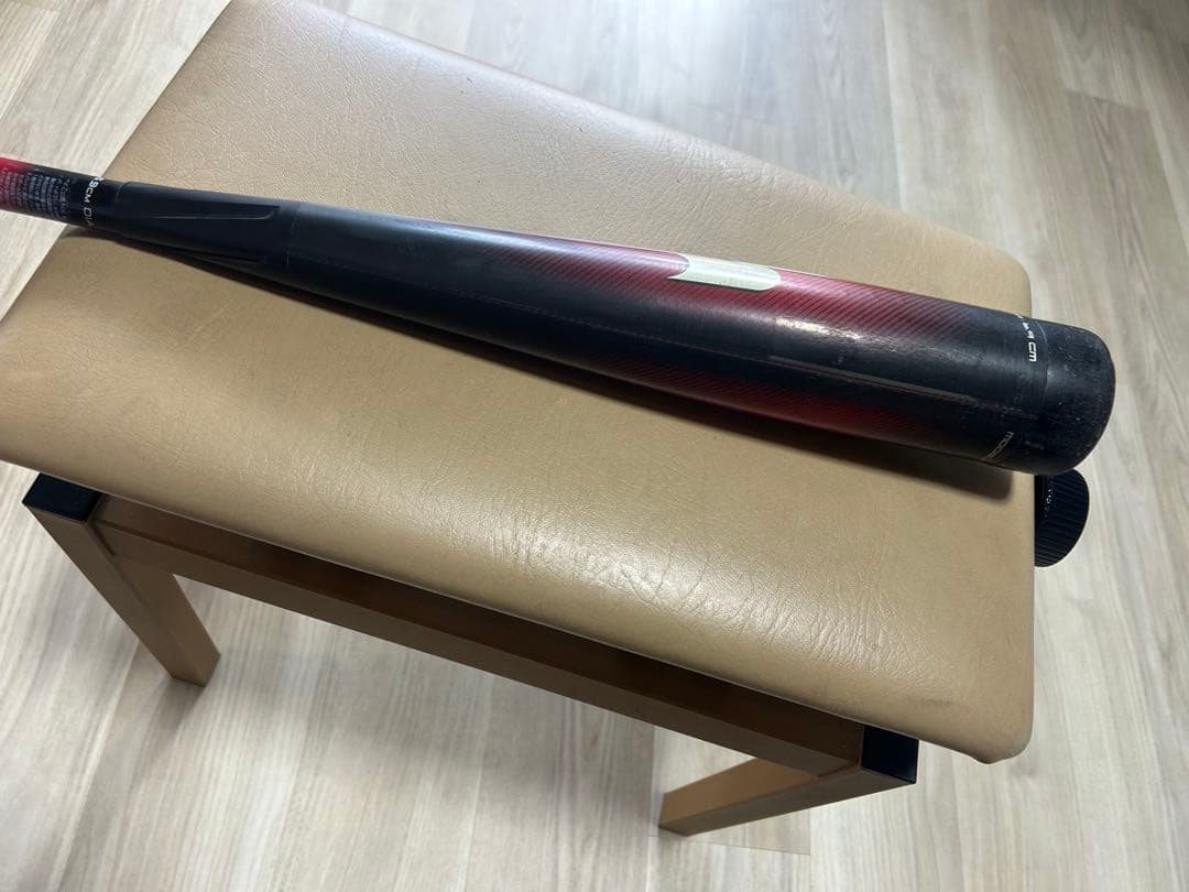 MM23 少年用軟式バット 赤/黒　綺麗 690g 80cm 値下げ交渉承ります