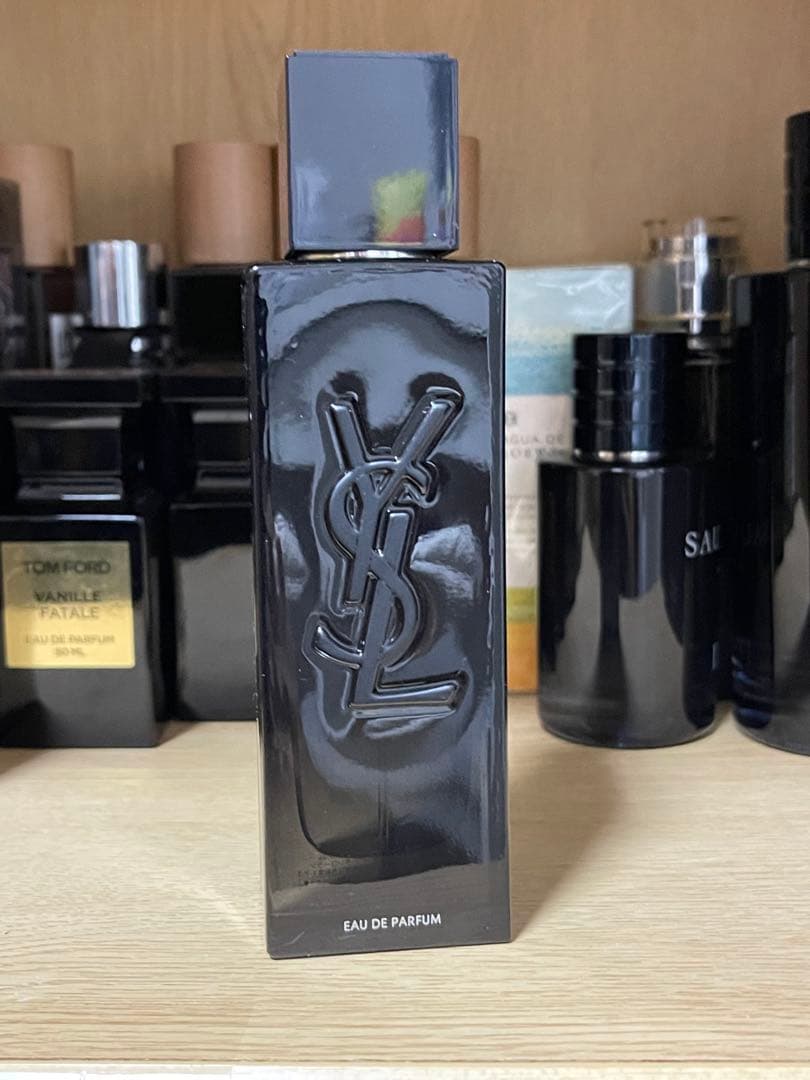 YVES SAINT LAURENT マイセルフ オーデパルファン 60ml