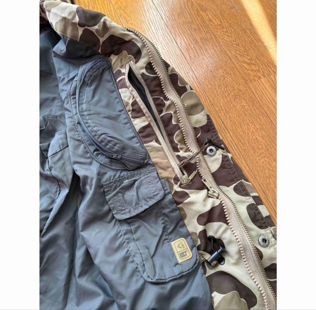 Columbia 迷彩 マウンテンパーカー　ダックカモ　XL