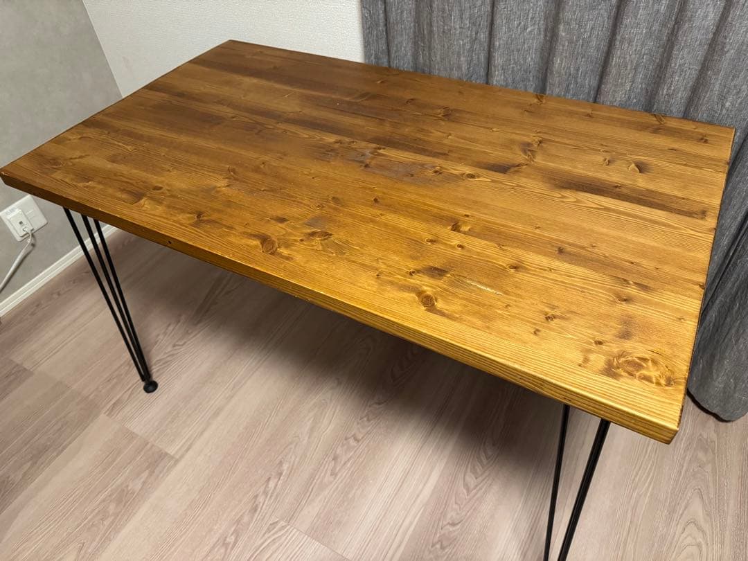 LOWYA ダイニングテーブル　(※12/17までの出品)